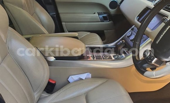 Gura Yakoze Land Rover Range Rover Sport Green Imodoka i Adjumani mu Northern Gura Yakoze Land Rover Range Rover Sport Green Imodoka i Adjumani mu Northern