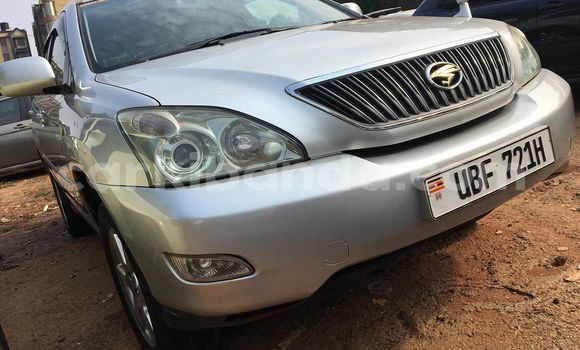Gura Yakoze Toyota Harrier Silver Imodoka i Adjumani mu Northern