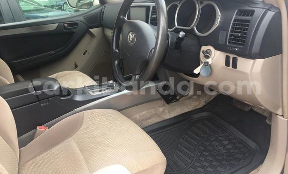 Gura Yakoze Toyota Hilux White Imodoka i Adjumani mu Northern Gura Yakoze Toyota Hilux White Imodoka i Adjumani mu Northern