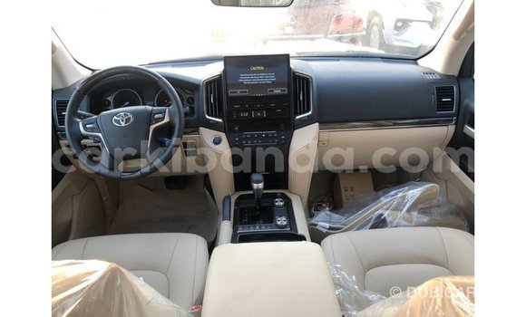 Buy Import Toyota Land Cruiser Black Car in Import - Dubai in Uganda Buy Import Toyota Land Cruiser Black Car in Import - Dubai in Uganda