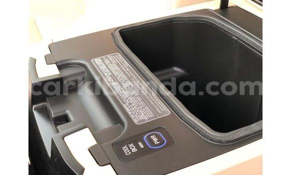 Buy Import Toyota Land Cruiser Black Car in Import - Dubai in Uganda Buy Import Toyota Land Cruiser Black Car in Import - Dubai in Uganda