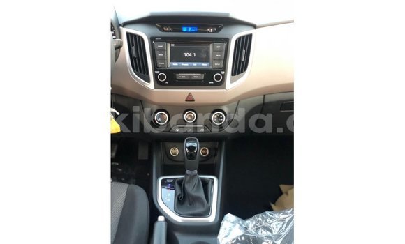Acheter Import Voiture Hyundai Creta Bleu à Import - Dubai, Ouganda Acheter Import Voiture Hyundai Creta Bleu à Import - Dubai, Ouganda