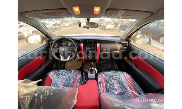 Gura Imported Toyota Fortuner White Imodoka i Import - Dubai mu Uganda Gura Imported Toyota Fortuner White Imodoka i Import - Dubai mu Uganda