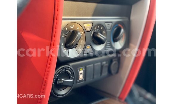 Gura Imported Toyota Fortuner White Imodoka i Import - Dubai mu Uganda Gura Imported Toyota Fortuner White Imodoka i Import - Dubai mu Uganda