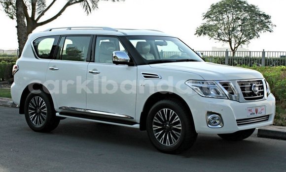 Buy Import Nissan Patrol White Car in Import - Dubai in Uganda