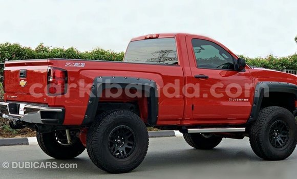 Nunua Imported Chevrolet Silverado Nyekundu Gari ndani ya Import - Dubai nchini Uganda Nunua Imported Chevrolet Silverado Nyekundu Gari ndani ya Import - Dubai nchini Uganda