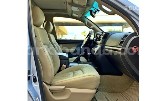 Buy Import Toyota Land Cruiser Blue Car in Import - Dubai in Uganda Buy Import Toyota Land Cruiser Blue Car in Import - Dubai in Uganda