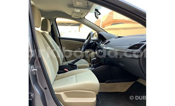 Nunua Imported Renault Fluence Nyingine Gari ndani ya Import - Dubai nchini Uganda Nunua Imported Renault Fluence Nyingine Gari ndani ya Import - Dubai nchini Uganda