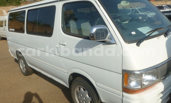 Buy Used Toyota HiAce White Truck in Arua in Uganda