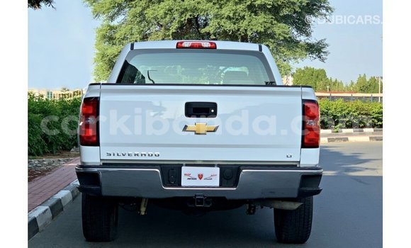 Gura Imported Chevrolet Silverado White Imodoka i Import - Dubai mu Uganda Gura Imported Chevrolet Silverado White Imodoka i Import - Dubai mu Uganda