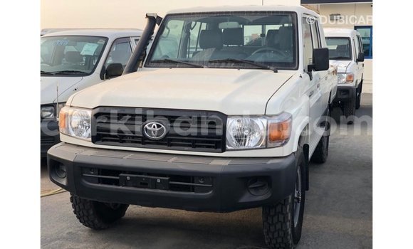 Buy Import Toyota Land Cruiser White Car in Import - Dubai in Uganda Buy Import Toyota Land Cruiser White Car in Import - Dubai in Uganda