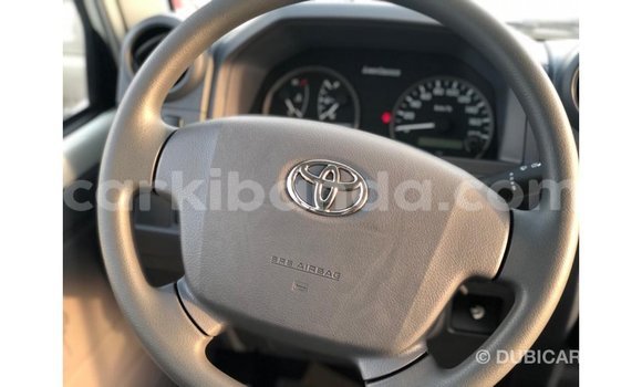 Buy Import Toyota Land Cruiser White Car in Import - Dubai in Uganda Buy Import Toyota Land Cruiser White Car in Import - Dubai in Uganda