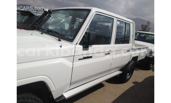 Buy Import Toyota Land Cruiser White Car in Import - Dubai in Uganda Buy Import Toyota Land Cruiser White Car in Import - Dubai in Uganda