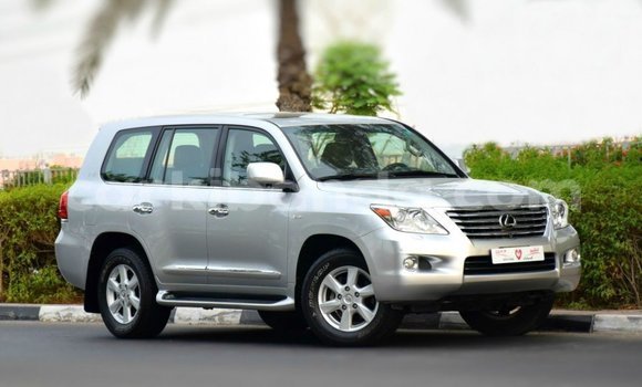 Acheter Import Voiture Lexus LX Autre à Import - Dubai, Ouganda Acheter Import Voiture Lexus LX Autre à Import - Dubai, Ouganda
