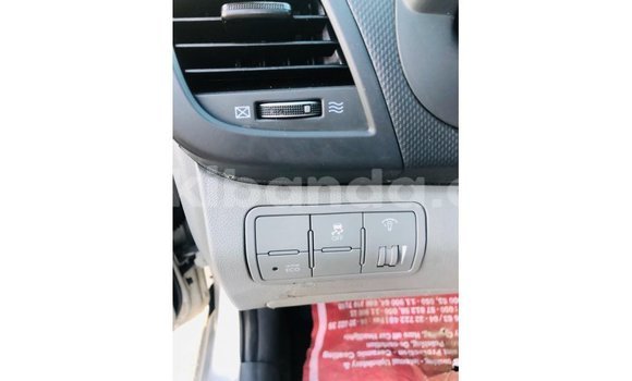 Acheter Import Voiture Hyundai Accent Autre à Import - Dubai, Ouganda Acheter Import Voiture Hyundai Accent Autre à Import - Dubai, Ouganda