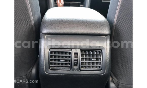 Gura Imported Toyota Camry White Imodoka i Import - Dubai mu Uganda Gura Imported Toyota Camry White Imodoka i Import - Dubai mu Uganda