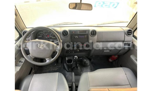 Buy Import Toyota Land Cruiser White Car in Import - Dubai in Uganda Buy Import Toyota Land Cruiser White Car in Import - Dubai in Uganda