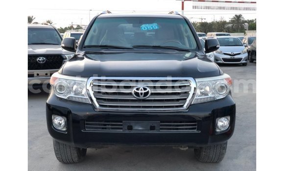 Gura Imported Toyota Land Cruiser Black Imodoka i Import - Dubai mu Uganda Gura Imported Toyota Land Cruiser Black Imodoka i Import - Dubai mu Uganda
